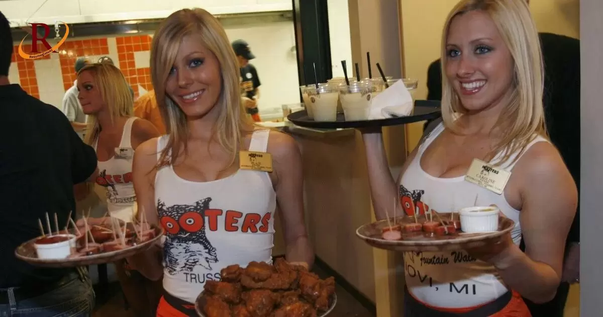 Does Working At Hooters Look Bad On A Resume?